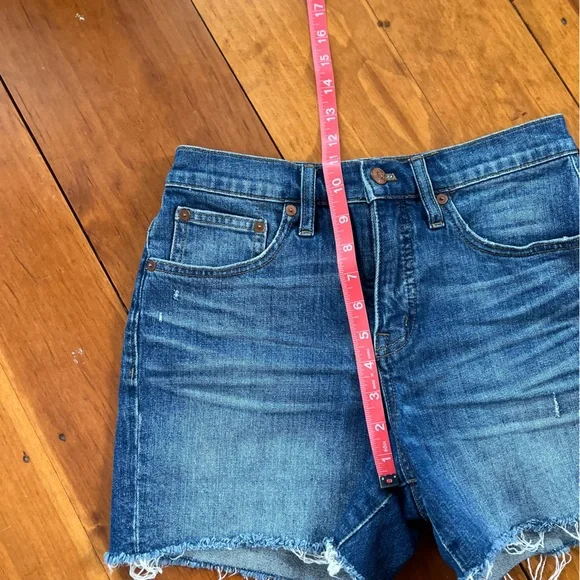 Madewell HR Denim Boyshort - Picture 2 of 3